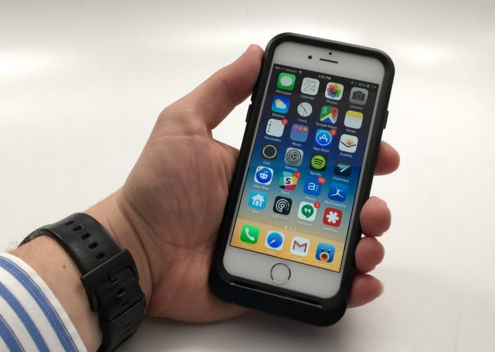 OtterBox Resurgence Review - iPhone 6 Battery Case - 2