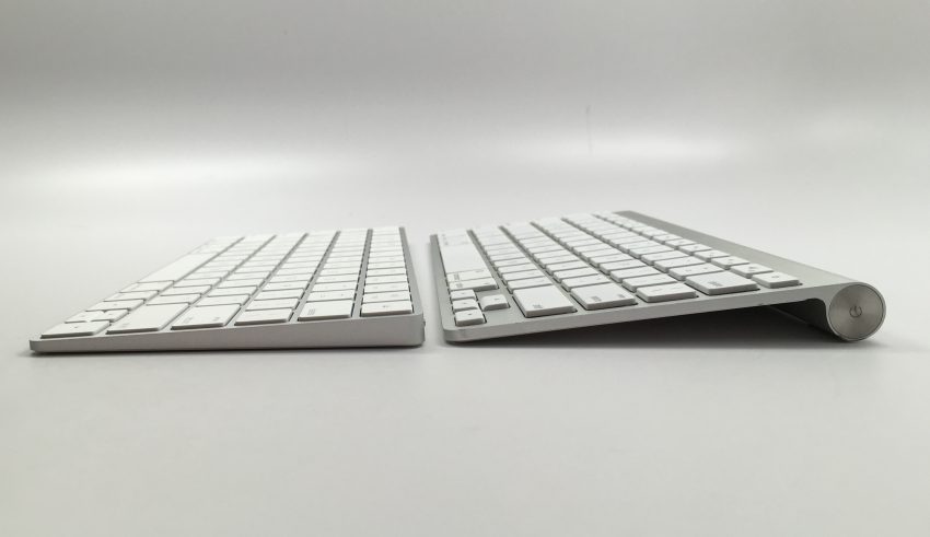 magic keyboard vs keyboard folio