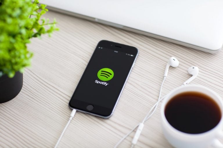 11 Common Spotify Problems & Fixes
