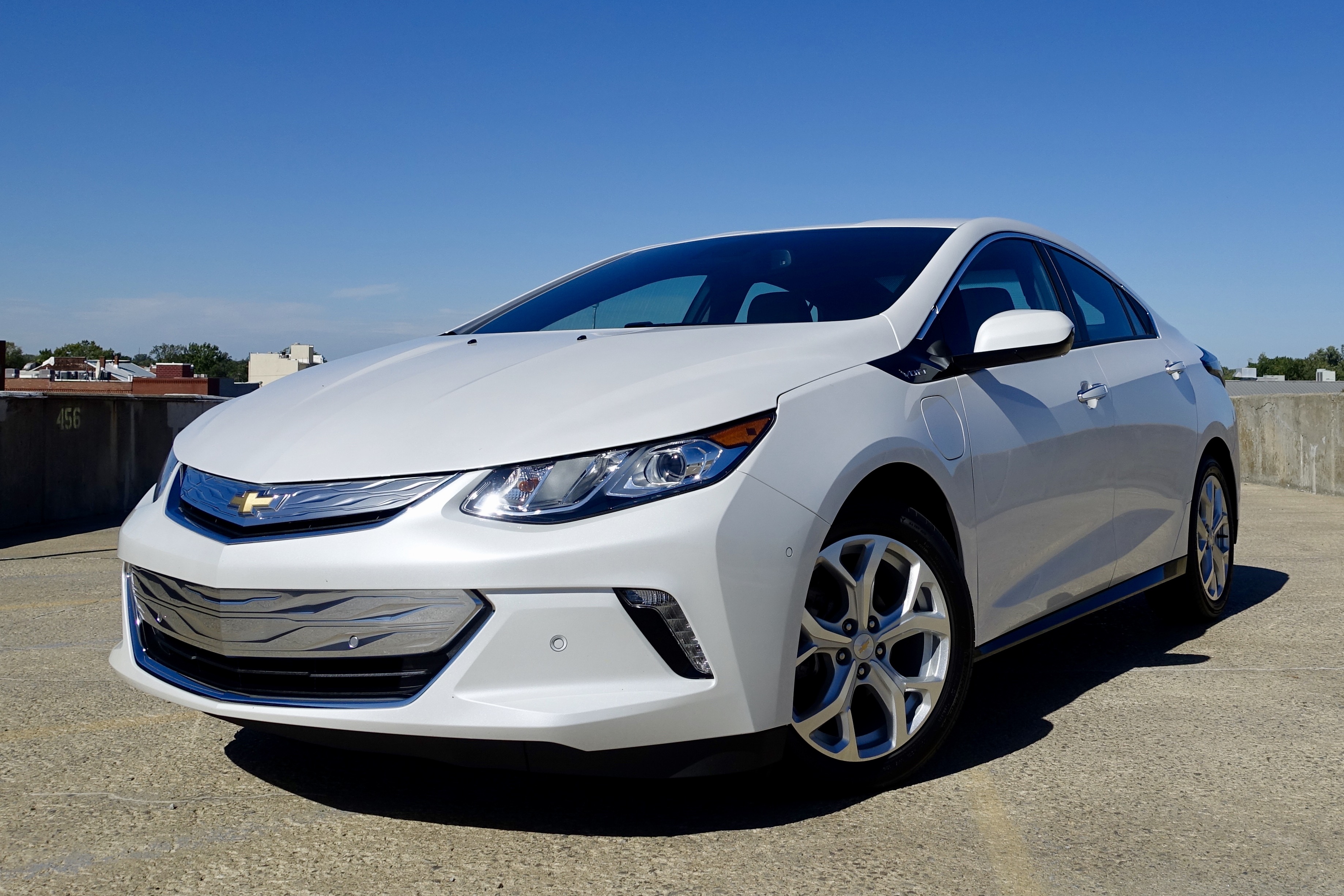 2017 Chevy Volt Review