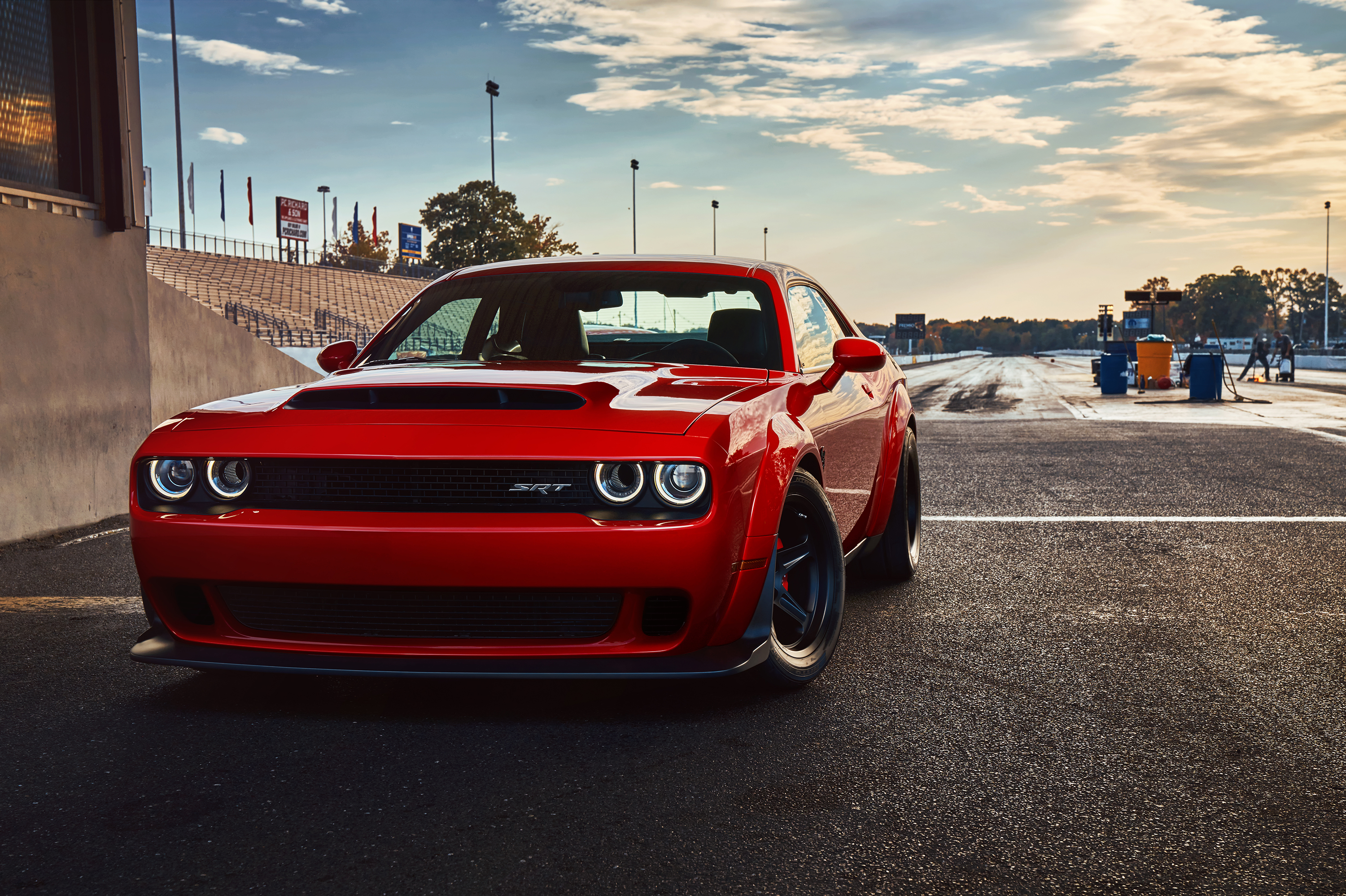 Dodge challenger srt. Dodge Challenger srt8 Demon. Додж Челленджер демон 2020. Додж Challenger srt Demon. Додж Челленджер стр демон.