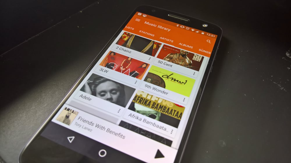 why do my albums split up on htc music player but not on google music