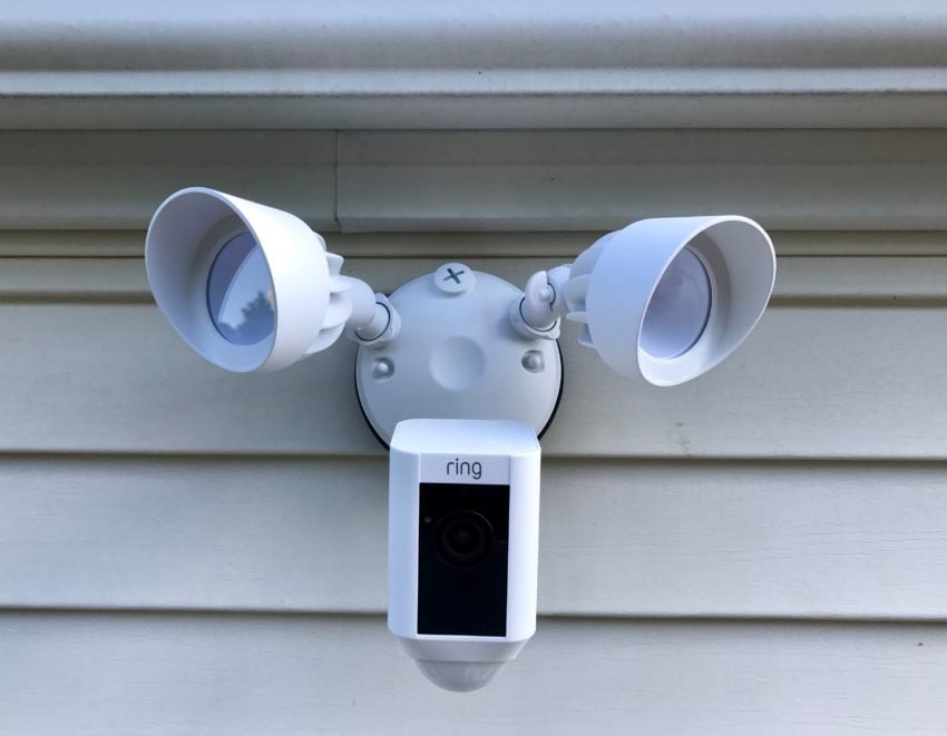 Ring Floodlight Cam Review: Smart Video Floodlight