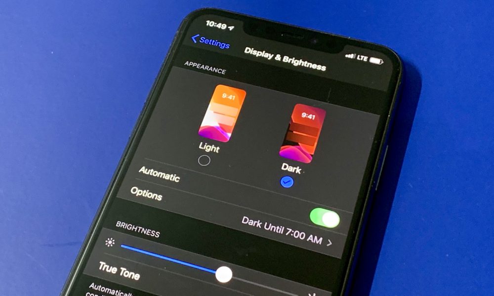 How to Use Dark Mode on iPhone & iPad