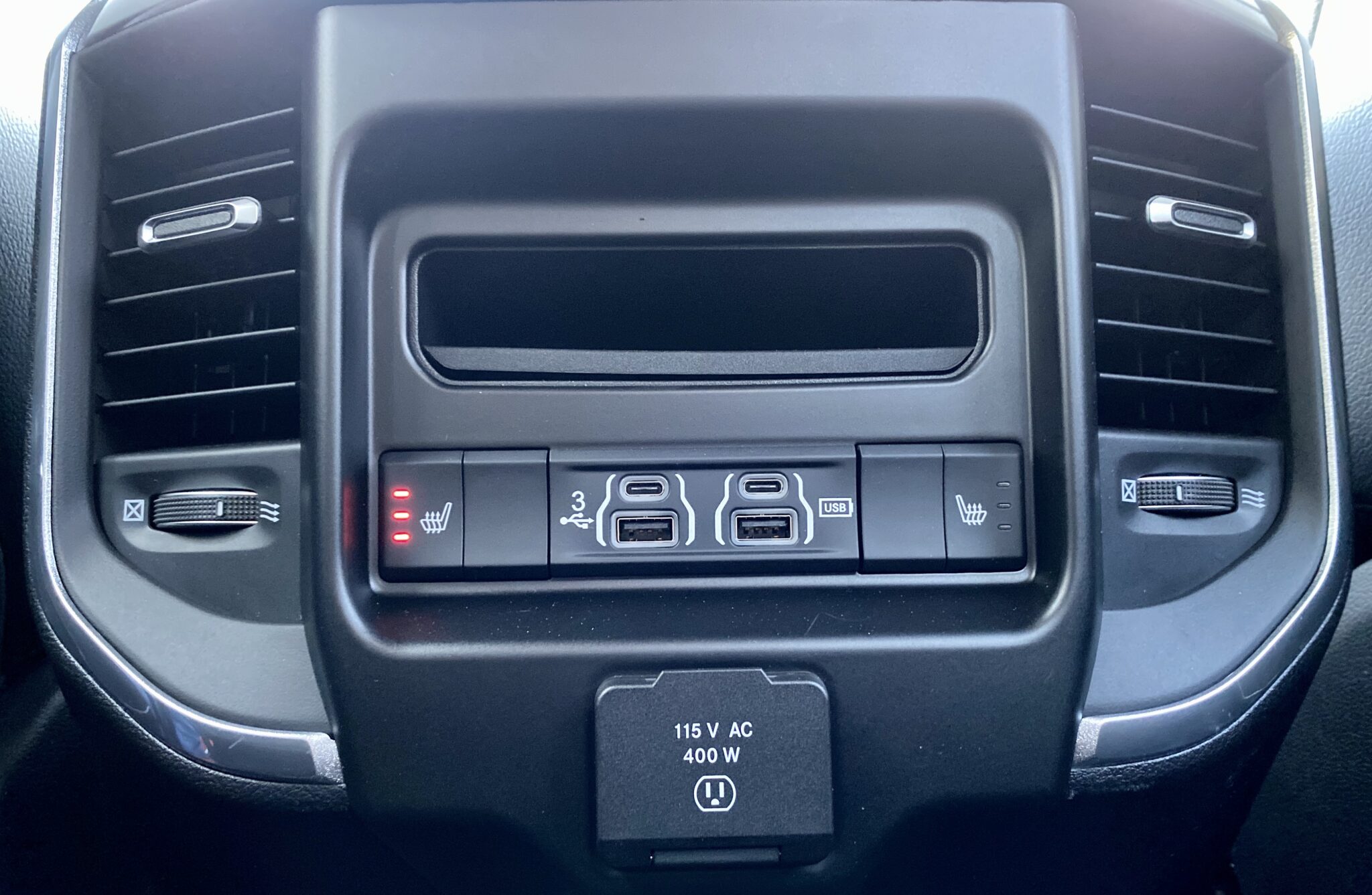 2020 Ram 1500 Laramie HEMI eTorque Review