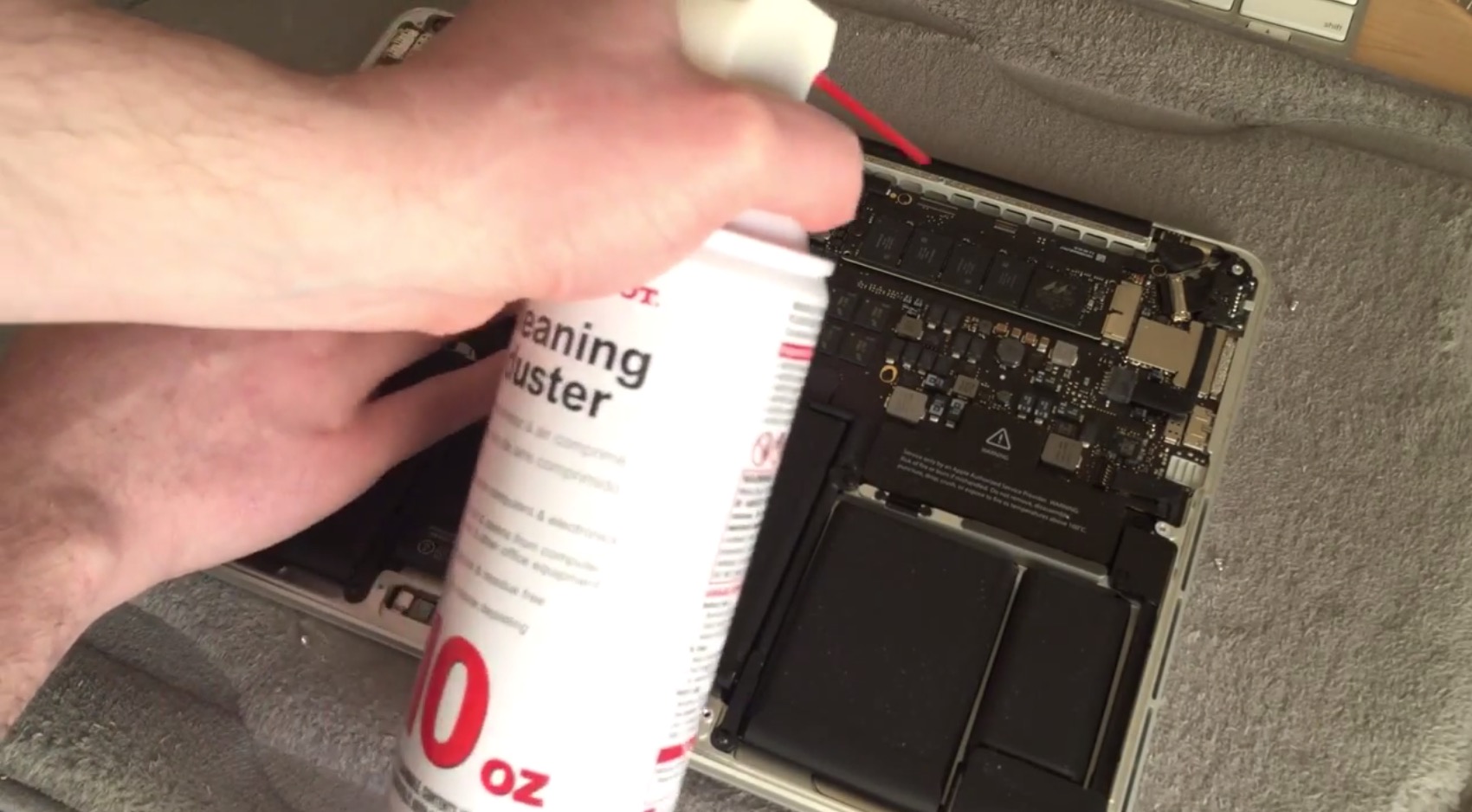 how to clean out macbook pro
